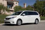 Toyota Sienna LE 2010 года